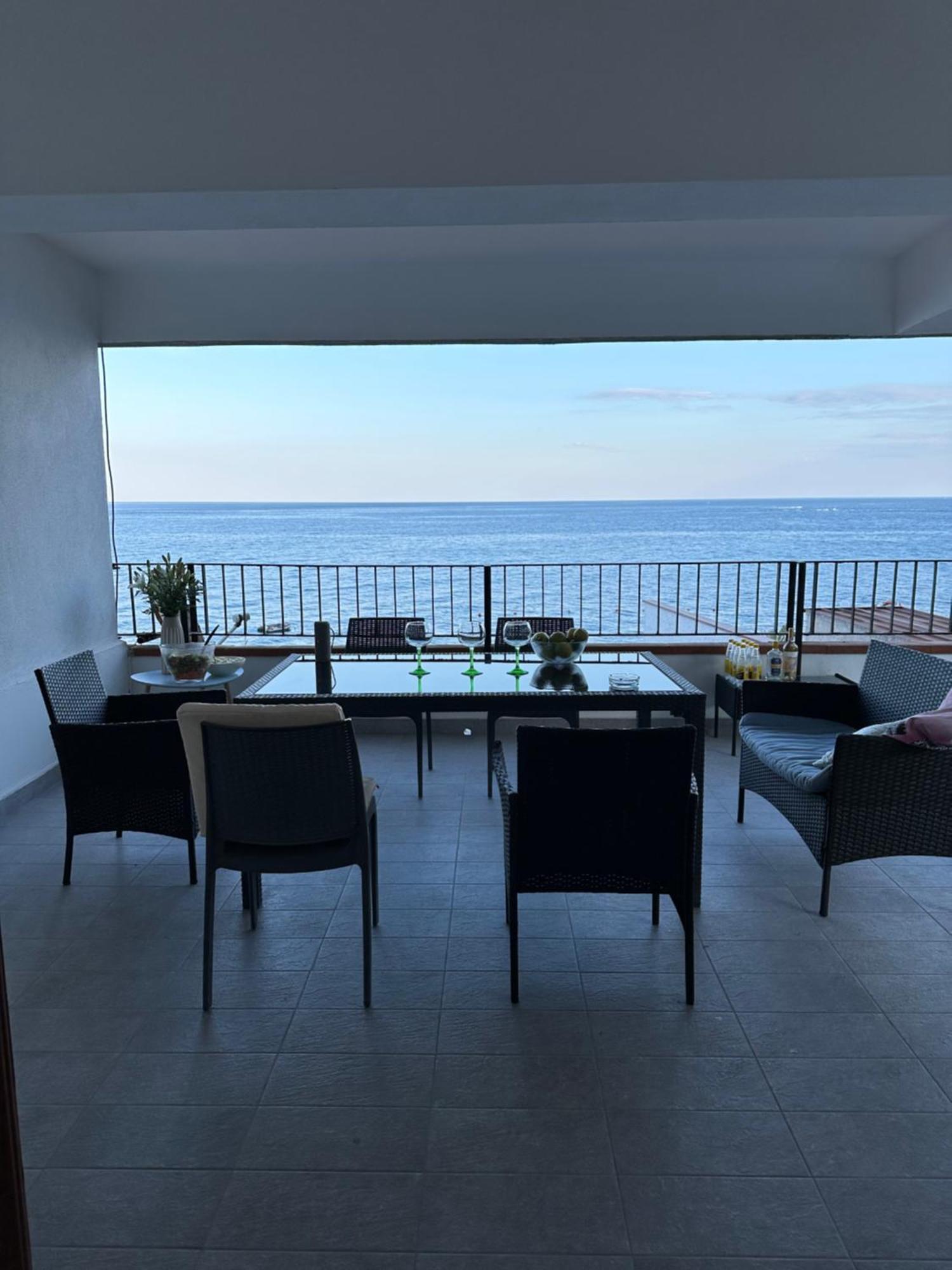 Casa Paloma Lägenhet Letojanni Exteriör bild