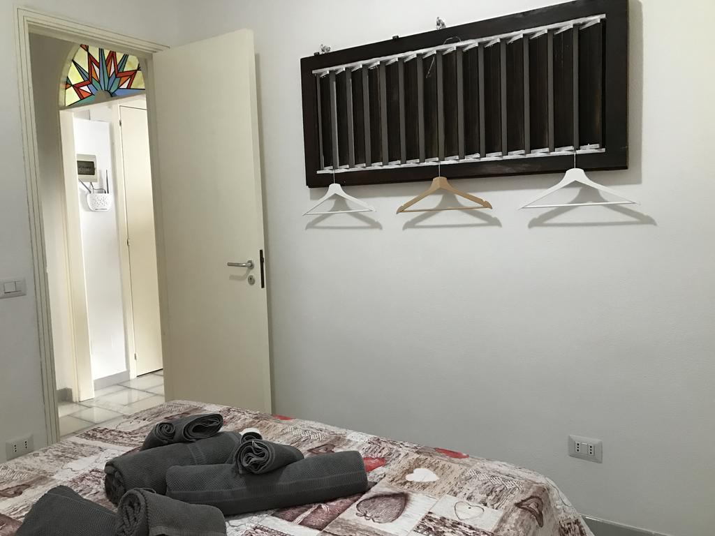 Casa Paloma Lägenhet Letojanni Exteriör bild